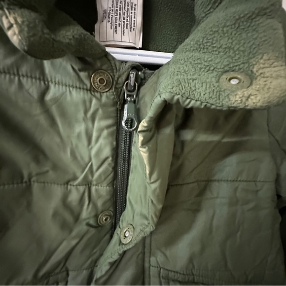 12-18m Puffer Coat with Cuffs - Picture 3 of 7